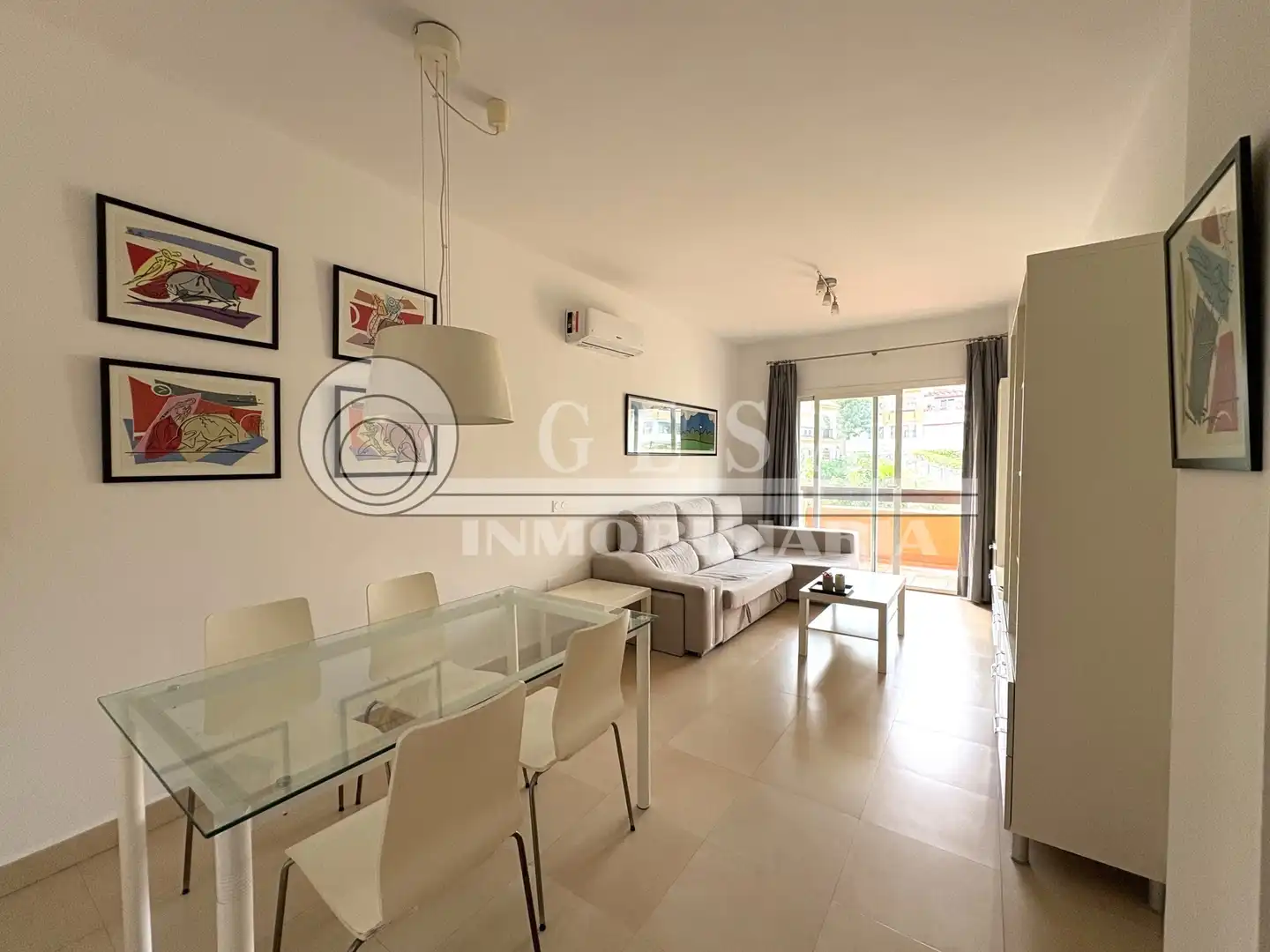 Sala d'estar de Pis en venda en Vélez-Málaga amb Aire condicionat, Calefacció i Terrassa