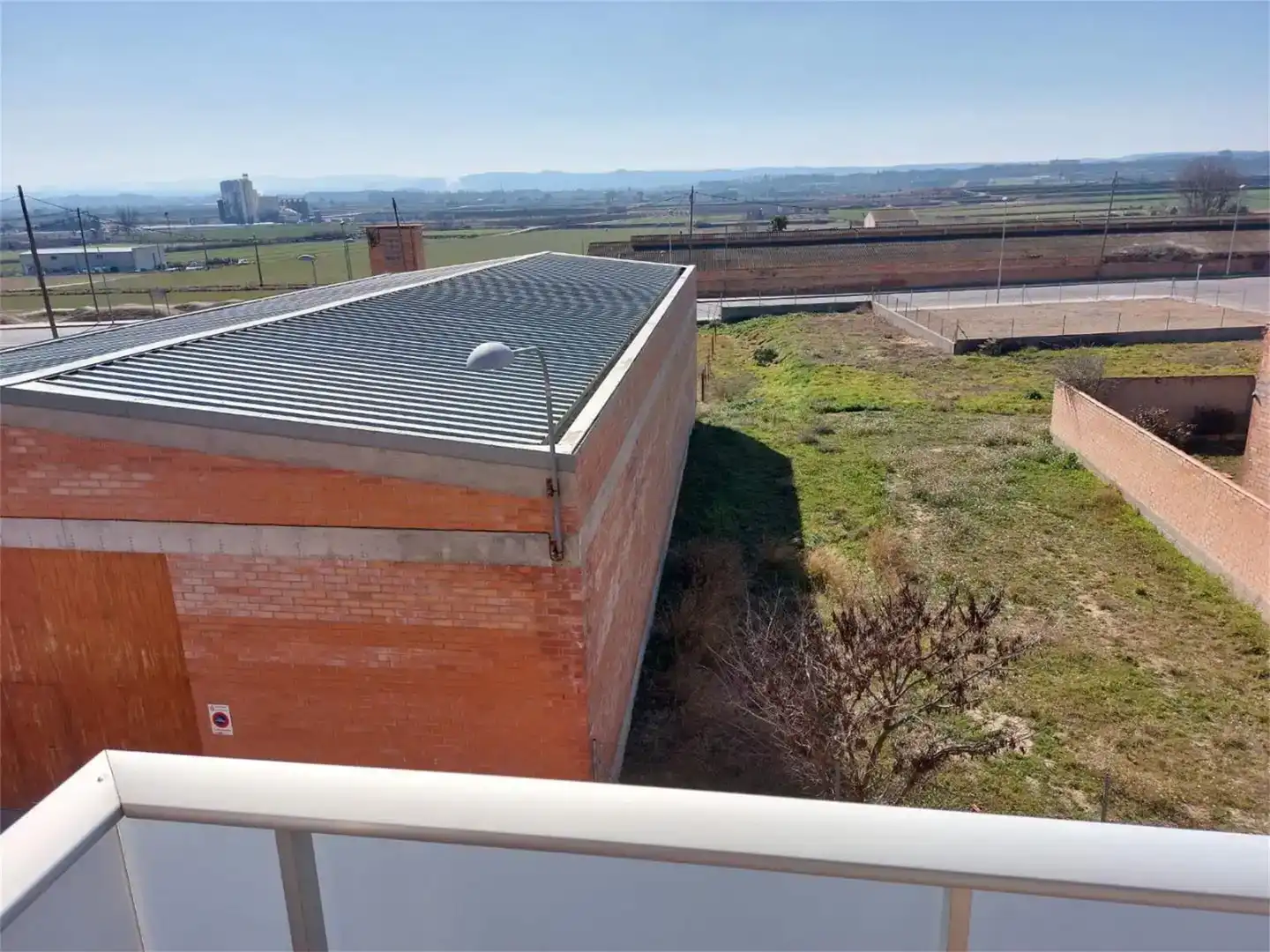 Vista exterior de Piso en venta en Torregrossa con Aire acondicionado, Parquet y Trastero