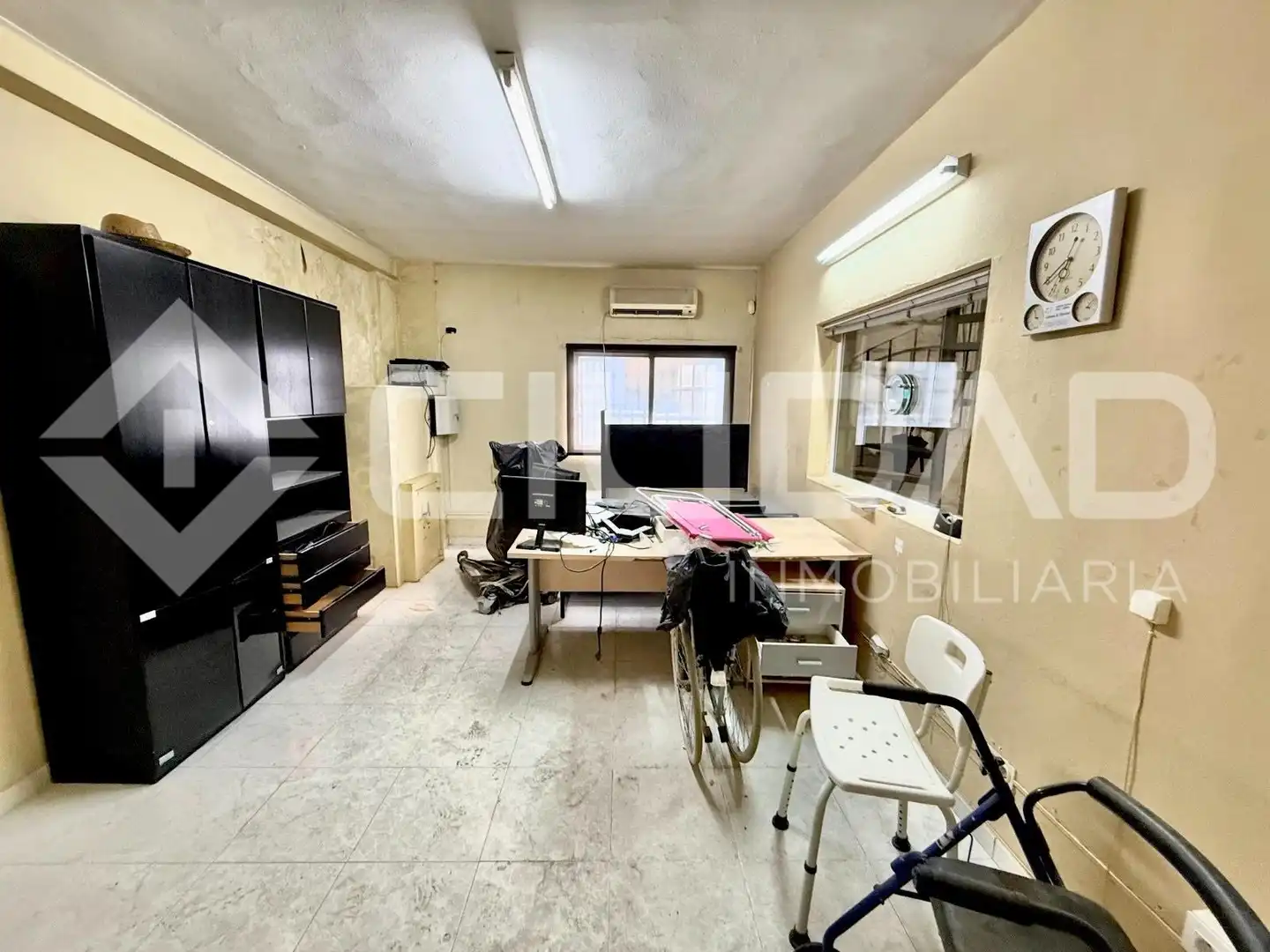 Industrial building for sale in Avenida de José María Tomassetti, imagen 9