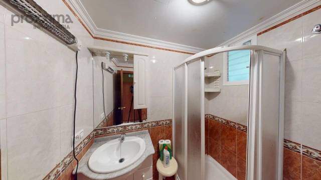 Casa-chalet en Venta en Calle ZUMAQUE en Urbadiez - Entrepuentes