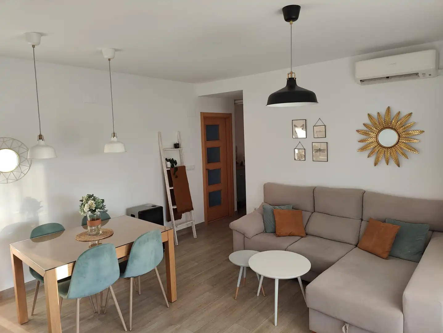 Sala d'estar de Àtic de lloguer en Armilla amb Aire condicionat, Calefacció i Terrassa