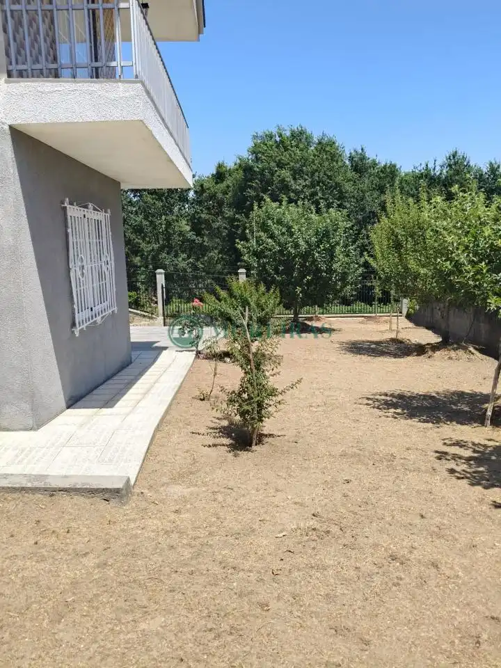 Casa o xalet en venda en Maside amb Jardí privat