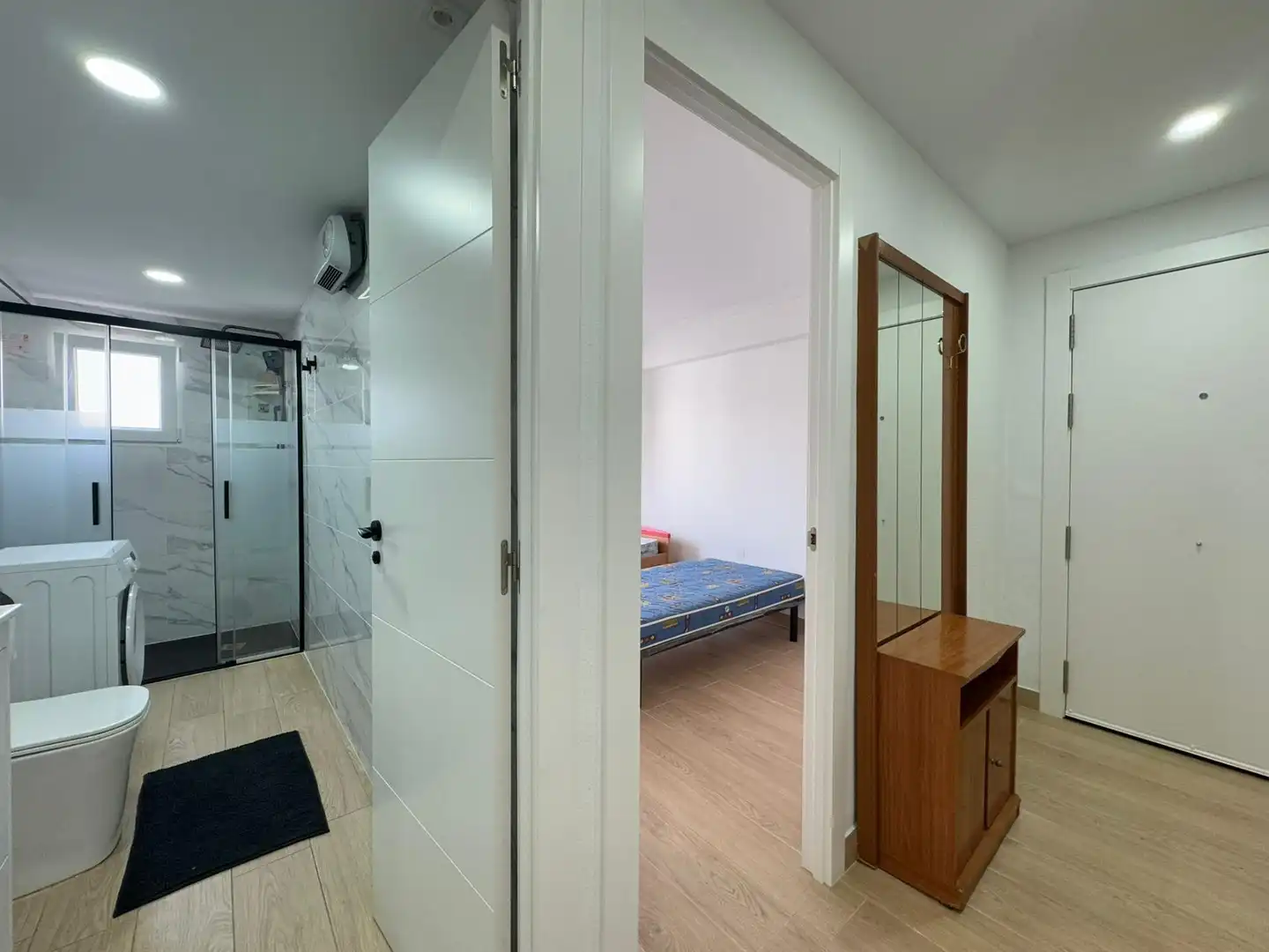 Habitación de Piso en venta en Alicante / Alacant con Aire acondicionado