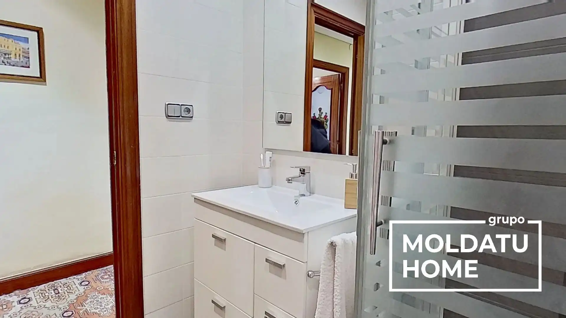 Bathroom of Flat for sale in Bilbao   with Heating and Terrace