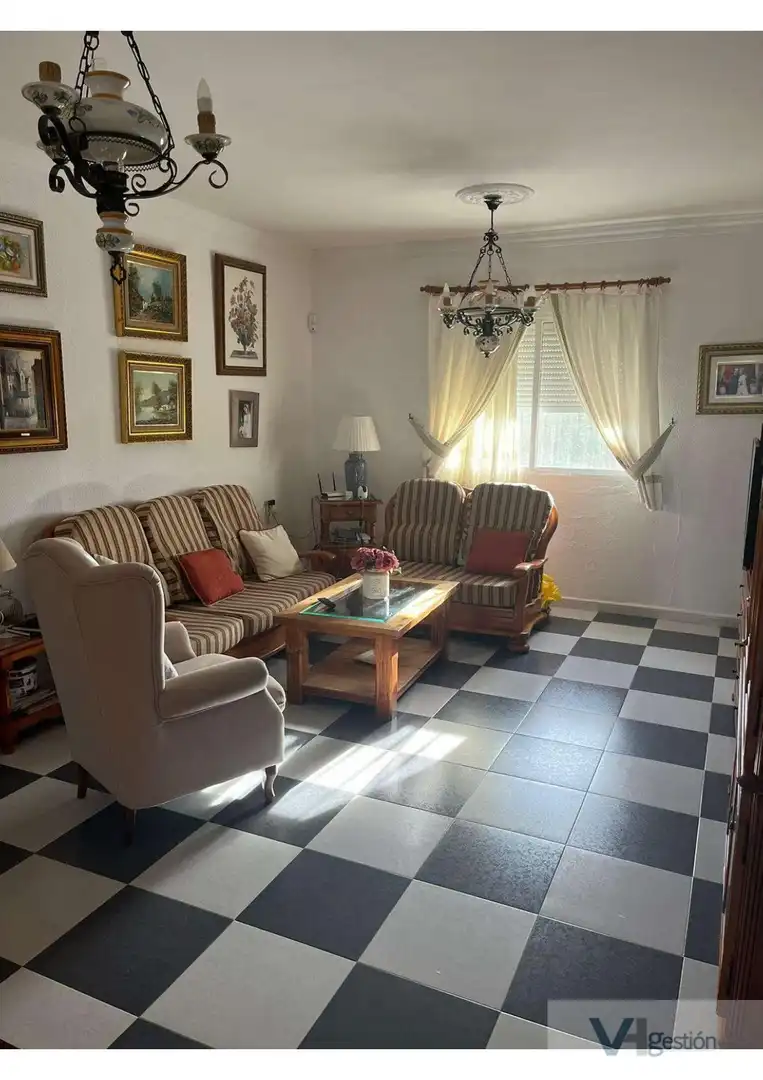 Casa rústica en venda a Villamartín, imagen 2