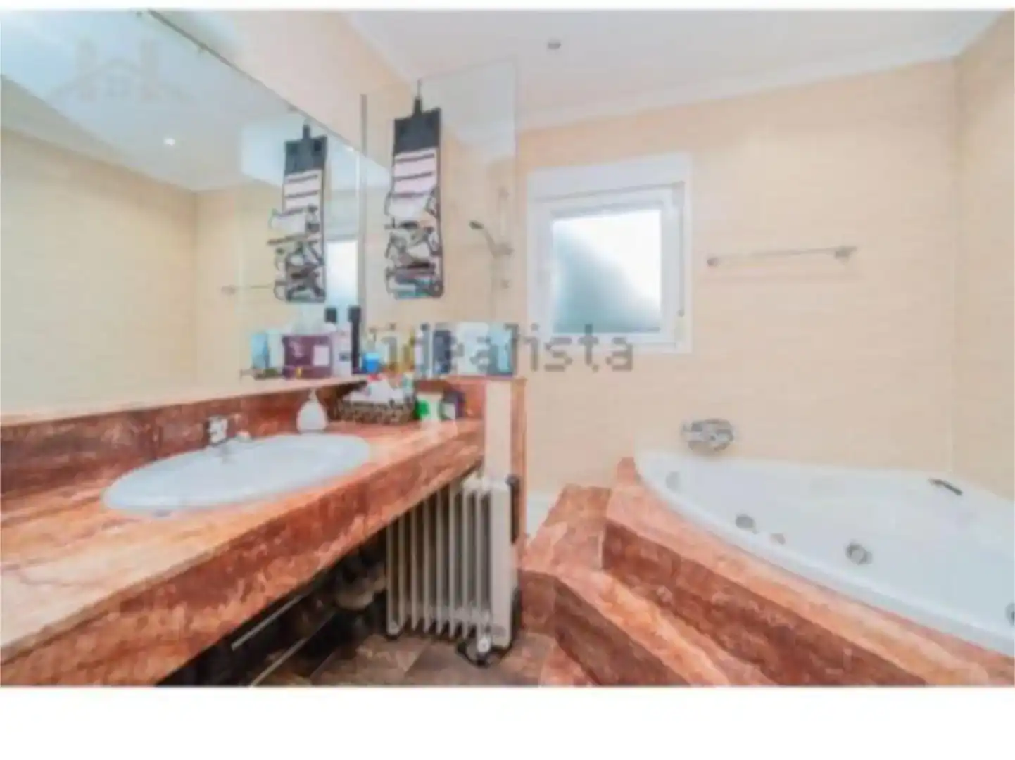 Bany de Casa o xalet en venda en El Escorial amb Aire condicionat, Piscina i Balcó