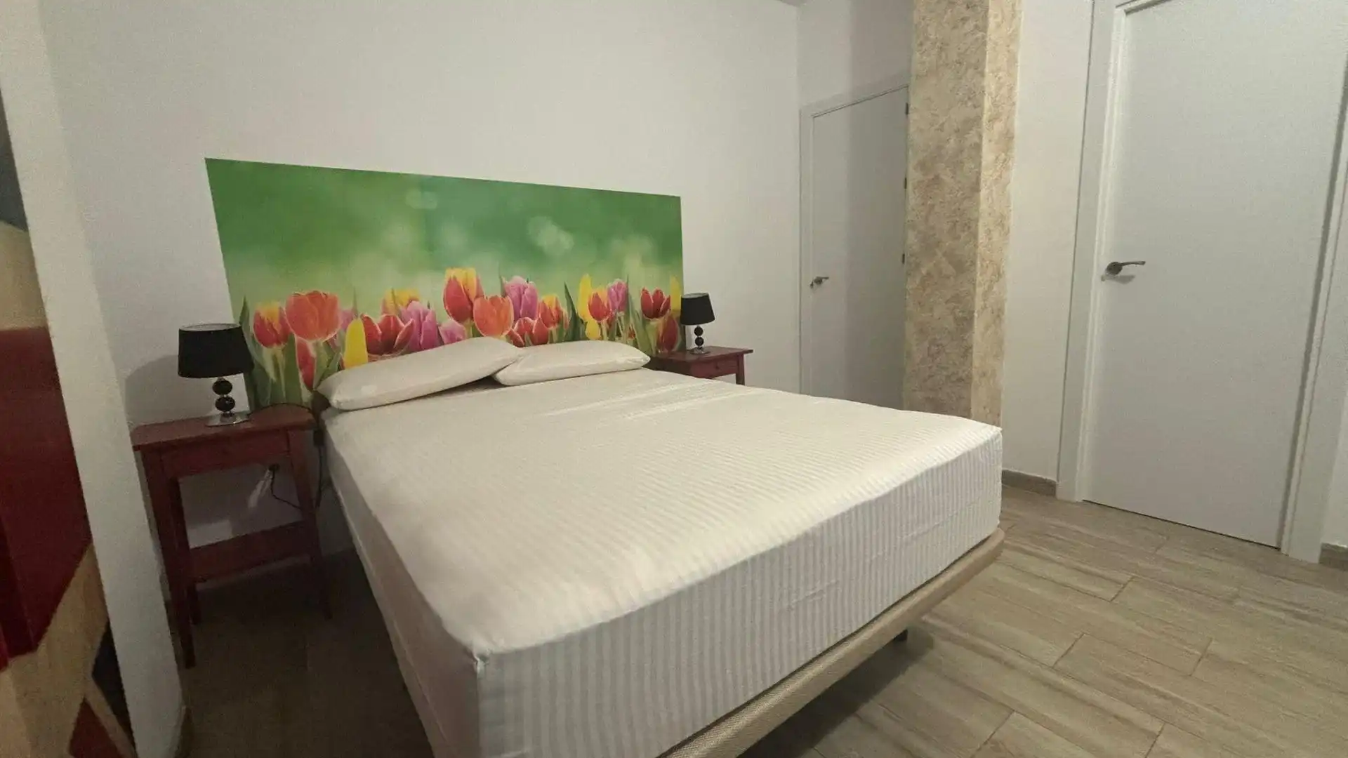 Bedroom of Apartments for sale in Sevilla  with Air Conditioner
