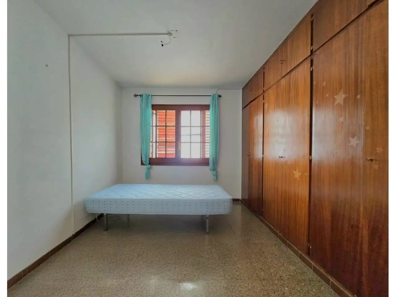 Dormitori de Casa o xalet en venda en Vilanova i la Geltrú amb Jardí privat i Terrassa