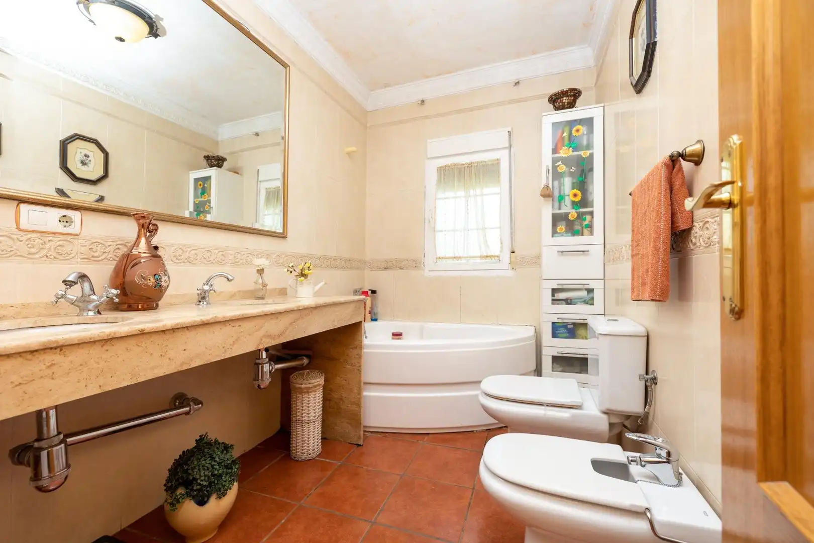 Baño de Casa o chalet en venta en Ogíjares con Aire acondicionado, Calefacción y Terraza