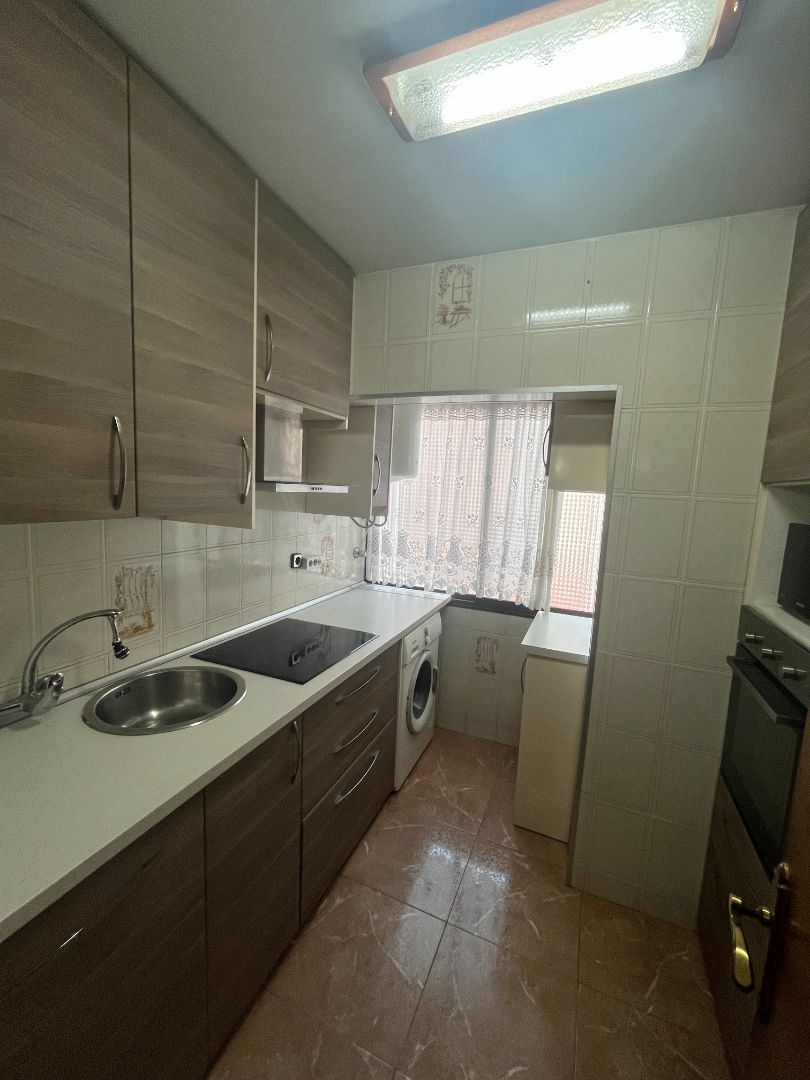 Kitchen of Flat for sale in Santa Coloma de Gramenet  with Air Conditioner, Heating and Storage room