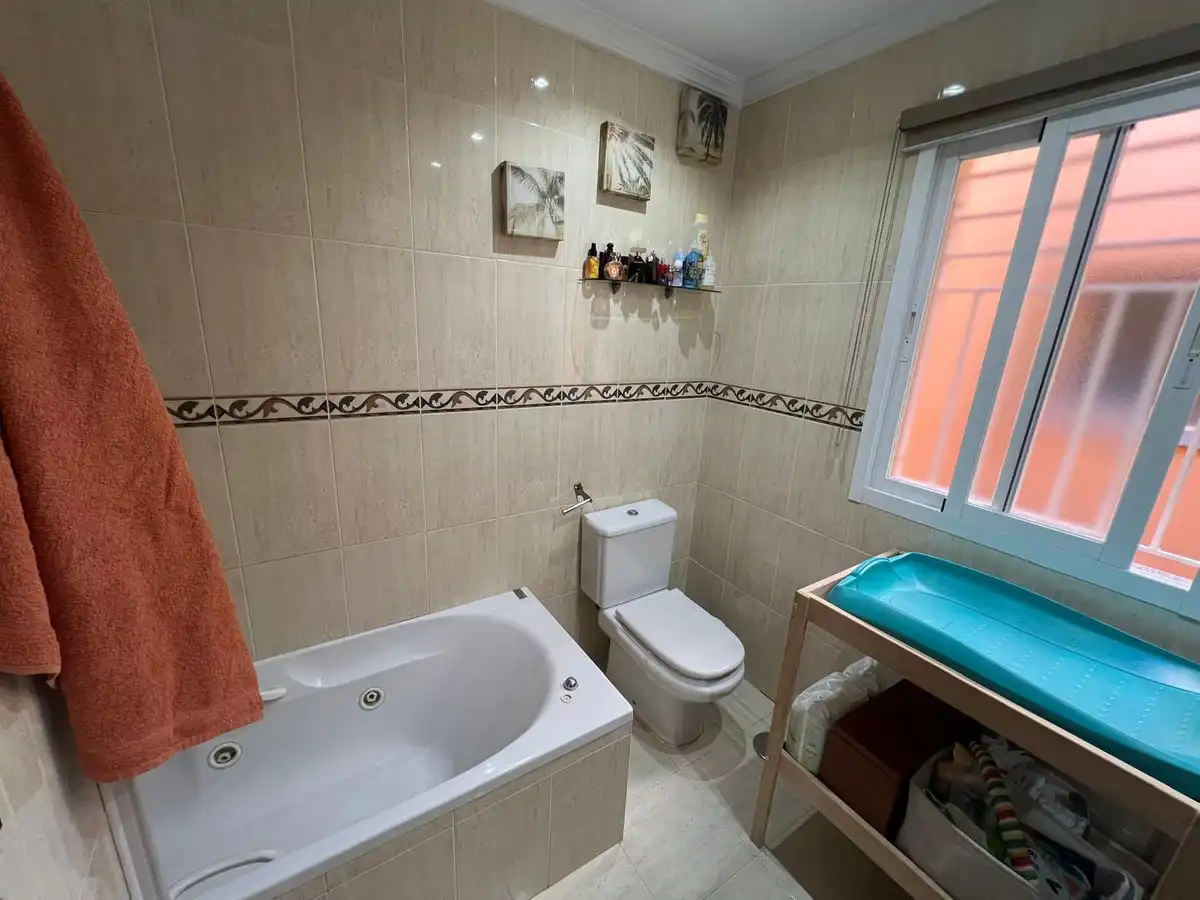 Baño de Apartamento en venta en Mijas con Aire acondicionado, Calefacción y Terraza