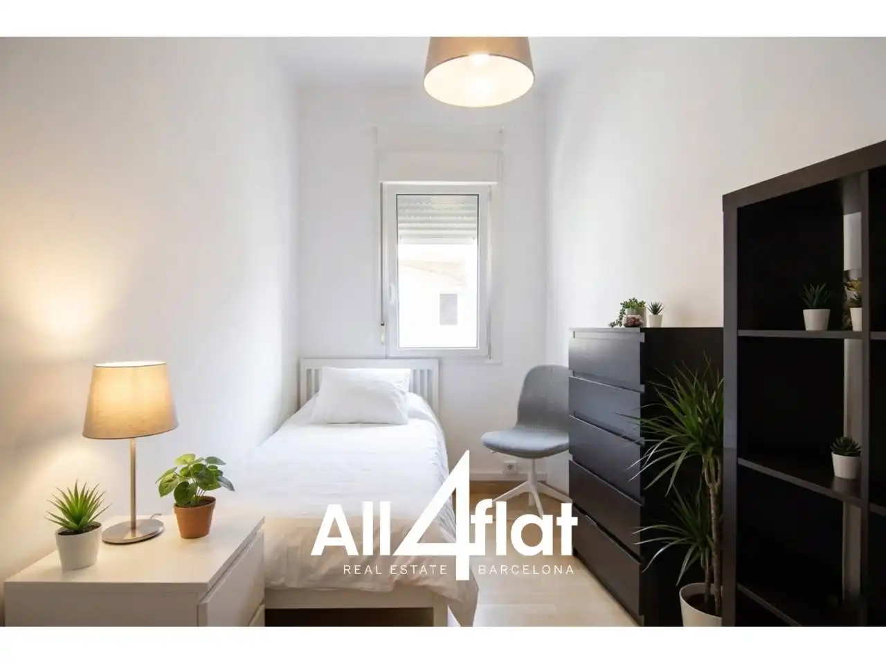 Schlafzimmer von Wohnung zur Miete in Barcelona mit Klimaanlage, Heizung und Parkett
