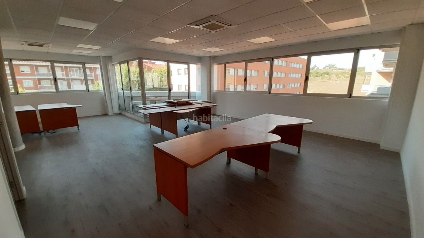 Oficina de lloguer en Mollet del Vallès
