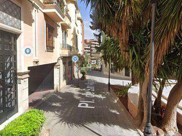 Doble en venda a Plaza de San Agustín