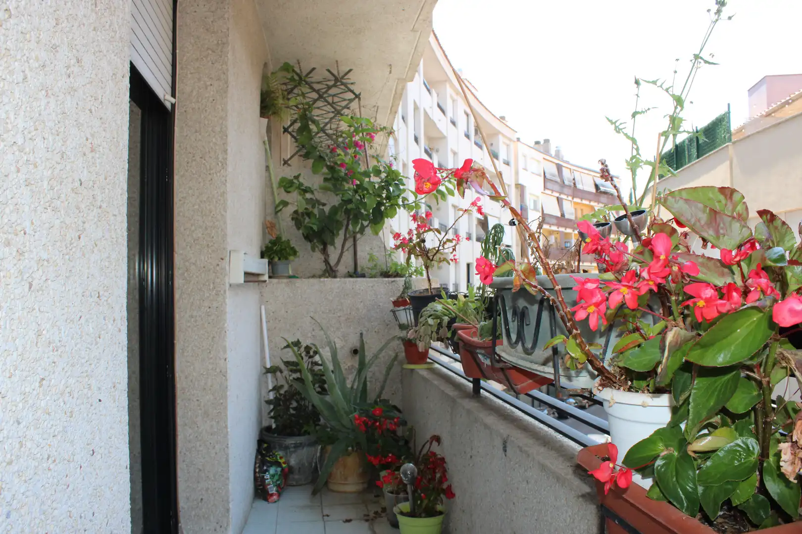 Terraza de Piso en venta en Girona con Calefacción y Balcón