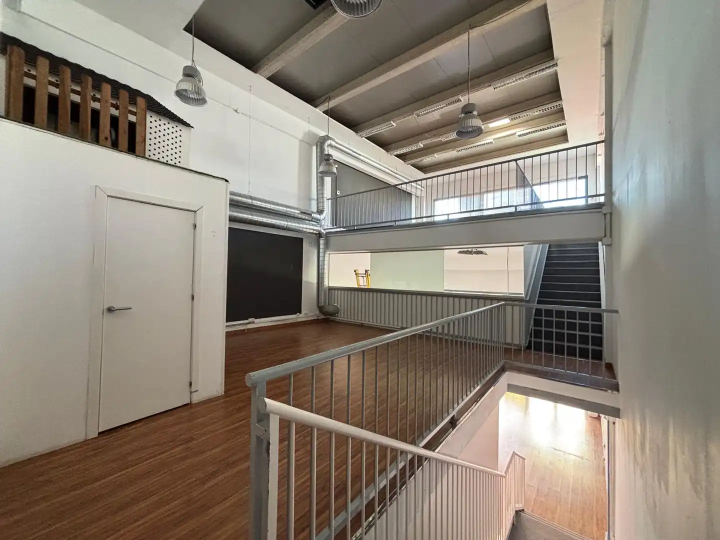 Commercial properties for rent in Las Rozas de Madrid  with Air Conditioner and Heating