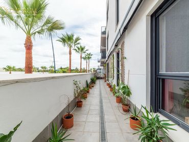 Flat with pool for sale in Venecia