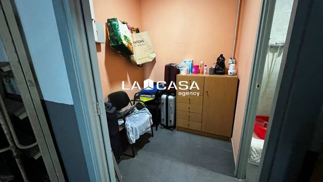 Local comercial en Venta en Carrer del Pont del Treball Digne en La Sagrera