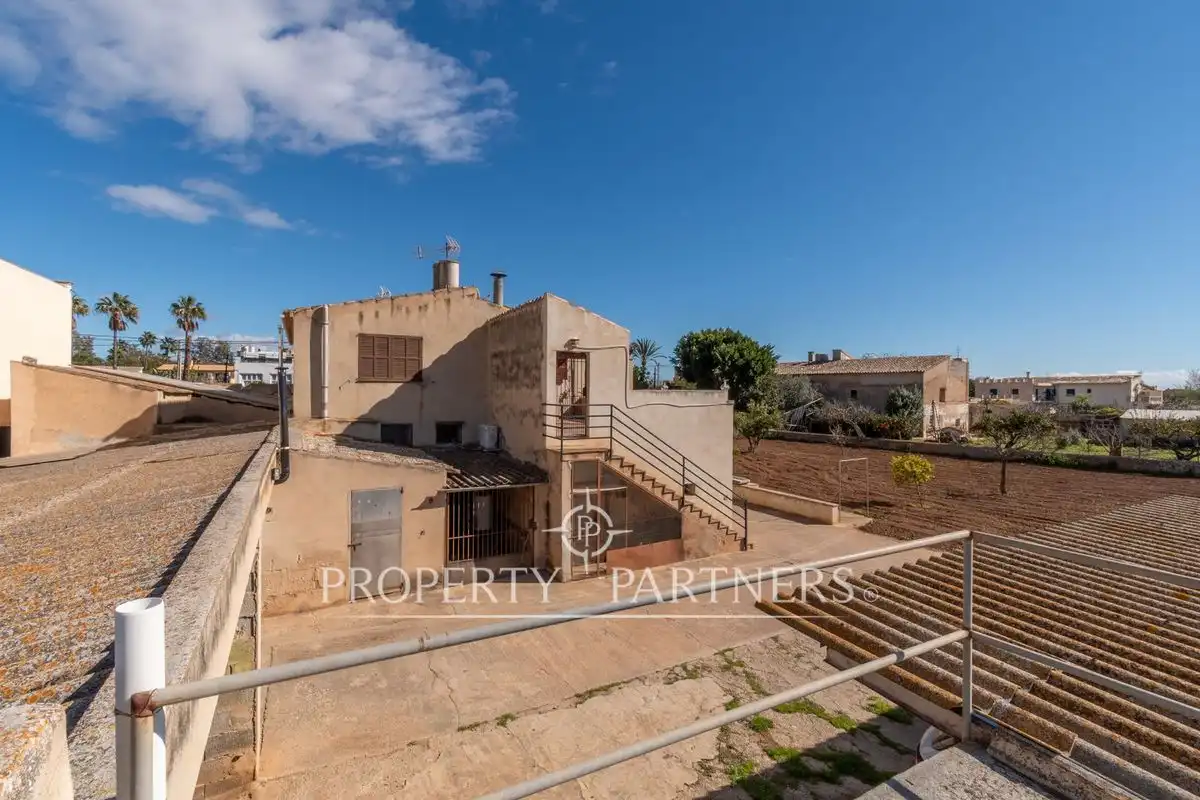 Vista exterior de Casa o xalet en venda en  Palma de Mallorca amb Aire condicionat, Calefacció i Jardí privat