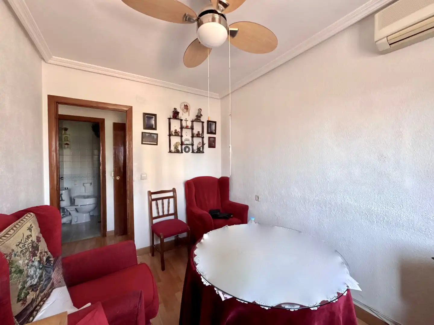 Comedor de Piso en venta en Cáceres con Aire acondicionado, Terraza y Amueblado
