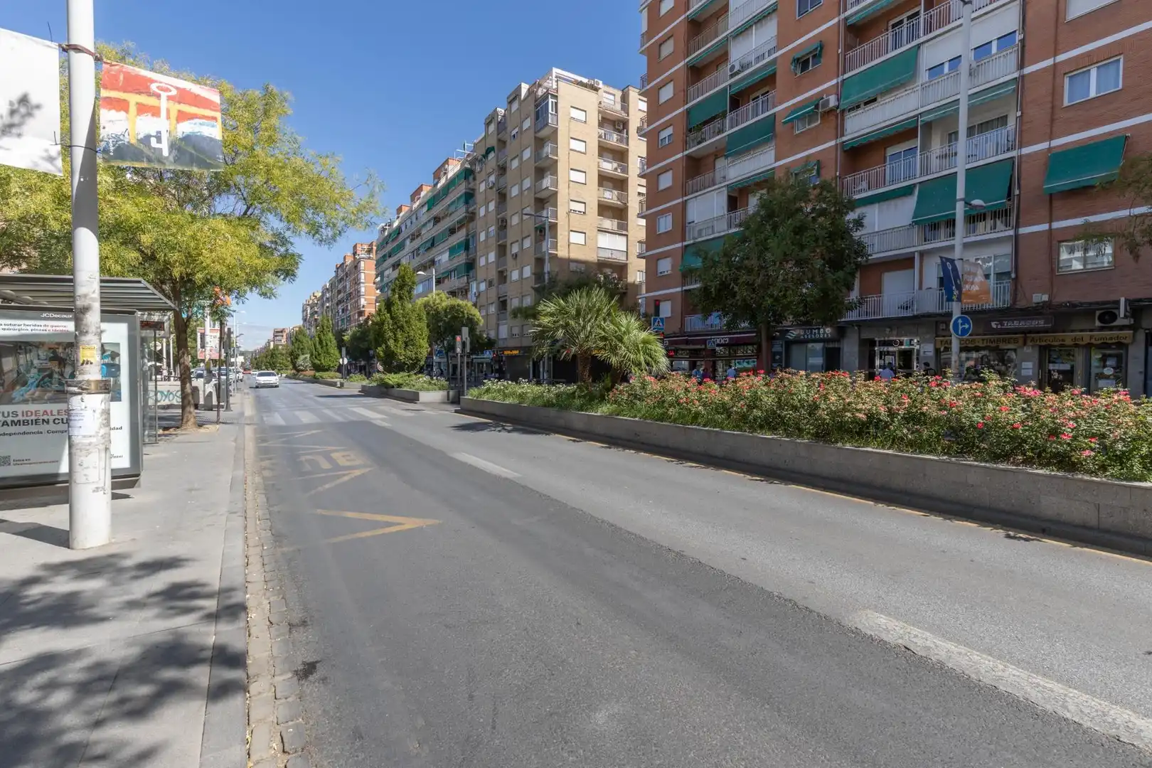 Vista exterior de Ático en venta en Granada con Aire acondicionado, Calefacción y Terraza