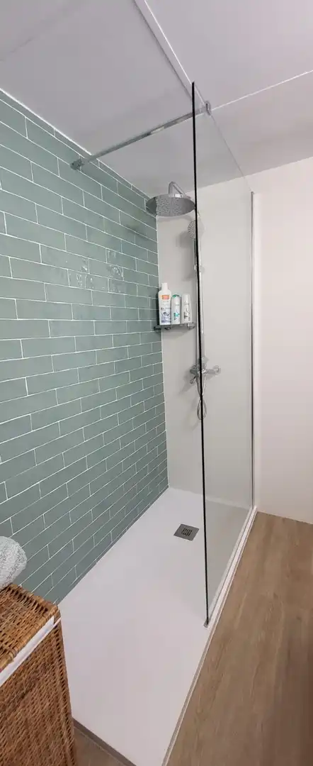 Bathroom of Flat for rent in Torremolinos  with Air Conditioner, Heating and Parquet flooring