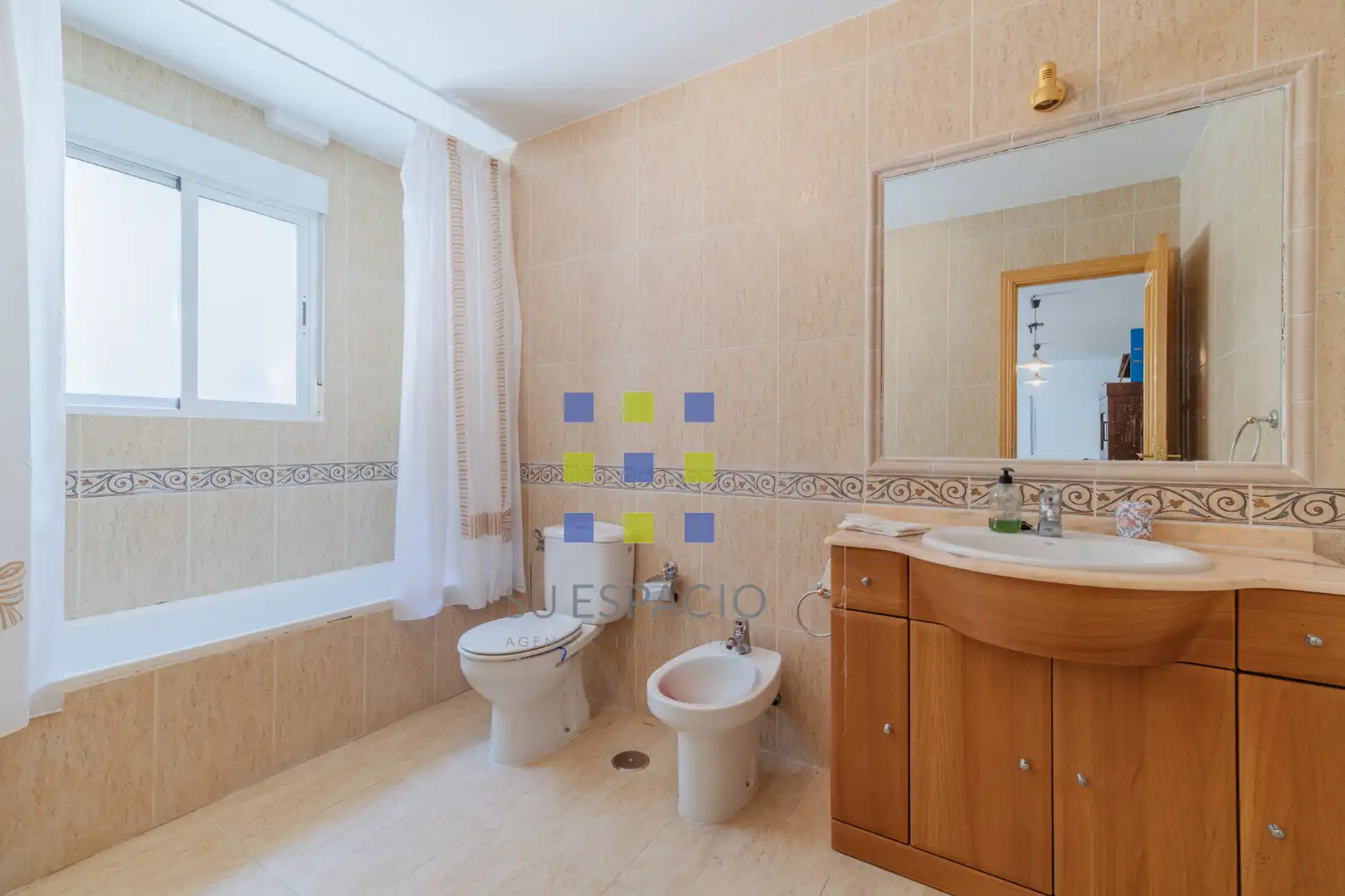 Badezimmer von Haus oder Chalet zum Verkauf in Méntrida mit Heizung, Privatgarten und Terrasse