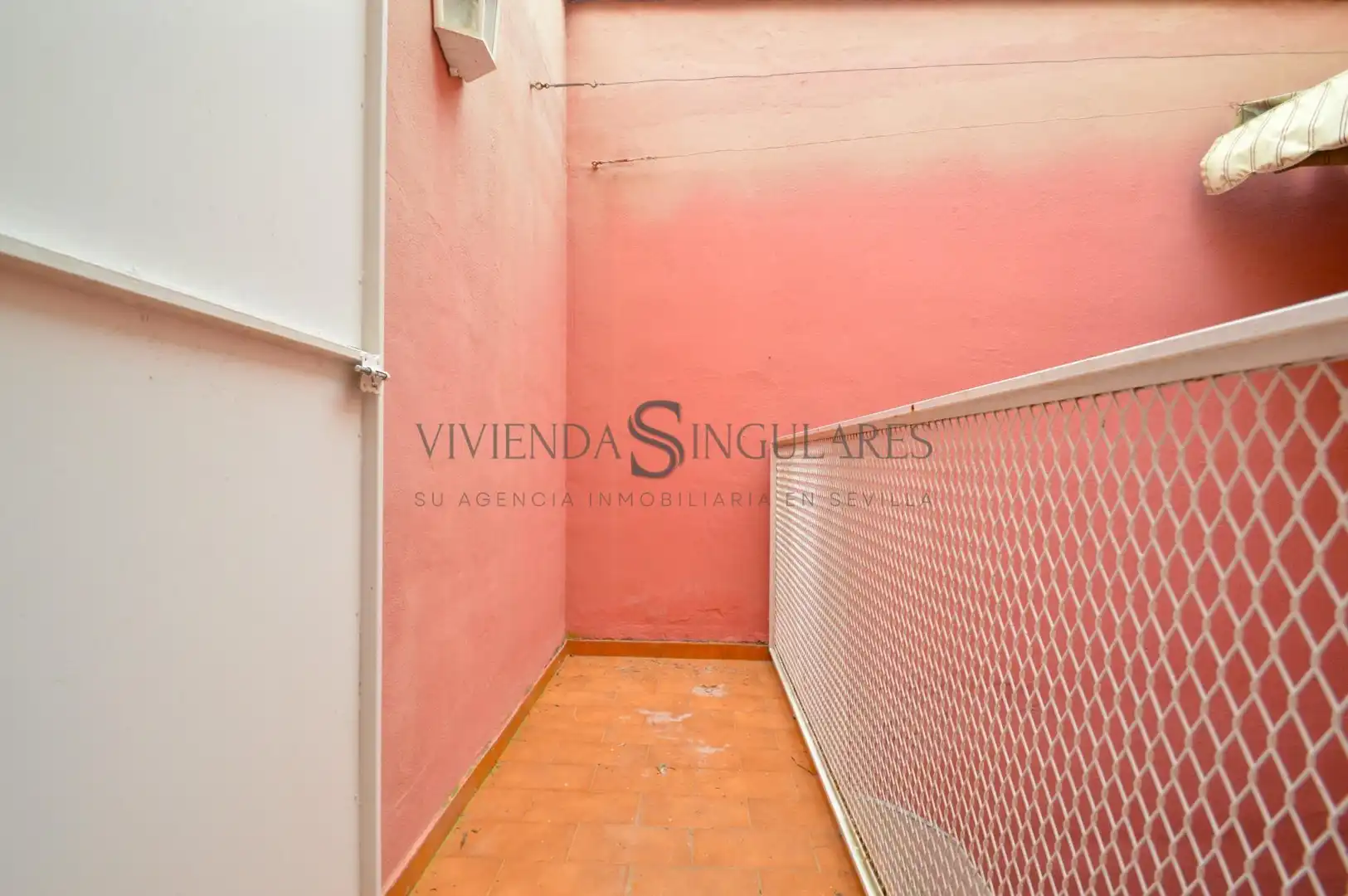 Detached homes for sale in Sevilla  with Air Conditioner, Private garden and Terrace