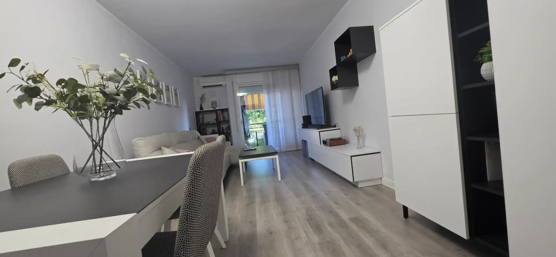 Wohnzimmer von Wohnung zum Verkauf in Sant Adrià de Besòs mit Klimaanlage, Heizung und Parkett