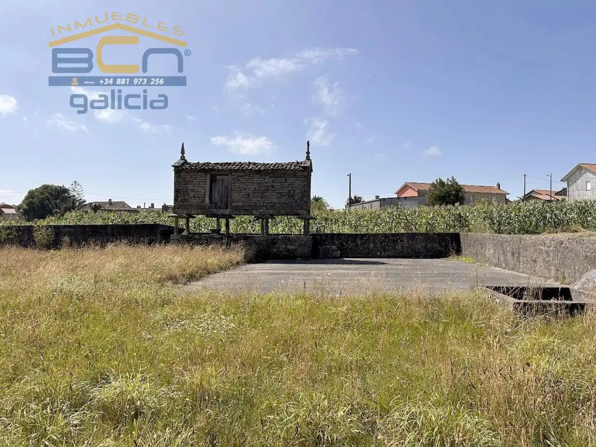 Finca rústica en venda en Negreira