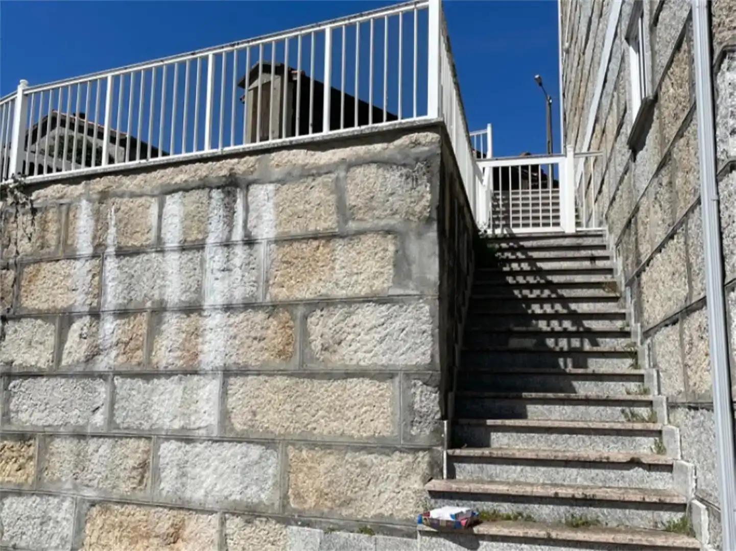 Vista exterior de Casa o xalet en venda en Lobeira amb Balcó