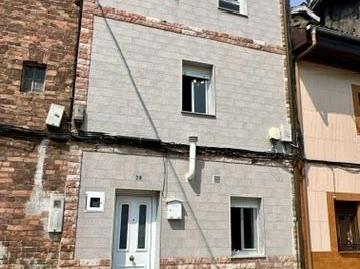 Foto 3 de Casa adosada en venta en  Piezas,las, 55, San Pedro - Siana, Mieres (Asturias)