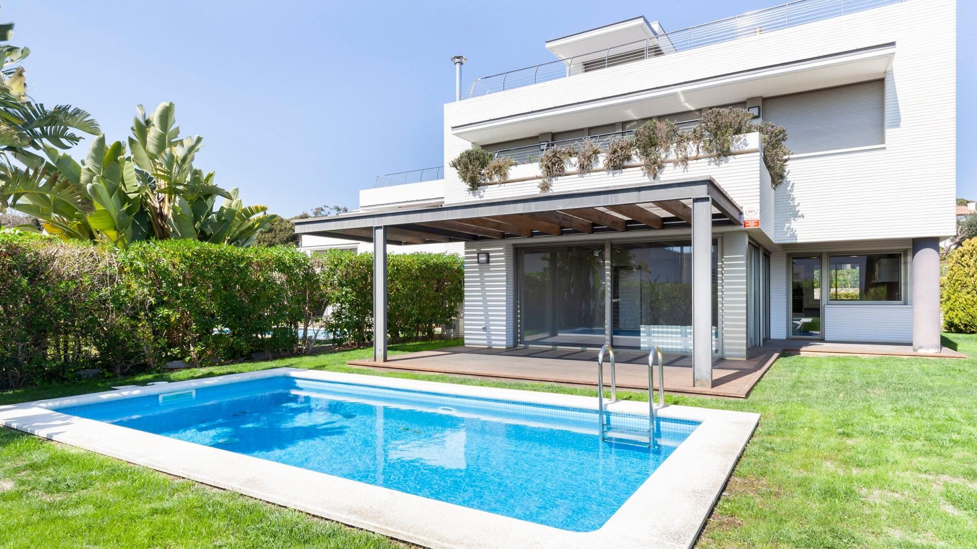 Swimming pool of House or chalet to rent in Sant Vicenç de Montalt  with Air Conditioner, Private garden and Parquet flooring