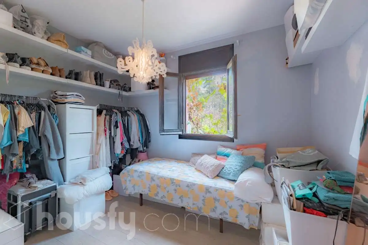 Dormitori de Casa o xalet en venda en Vallirana, Barcelona