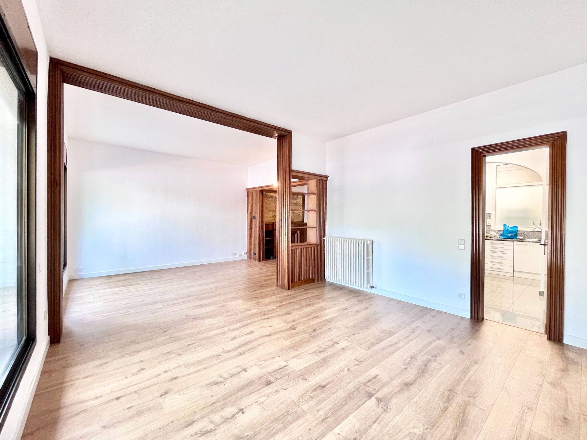 Sala d'estar de Pis de lloguer en  Barcelona Capital amb Aire condicionat, Calefacció i Parquet