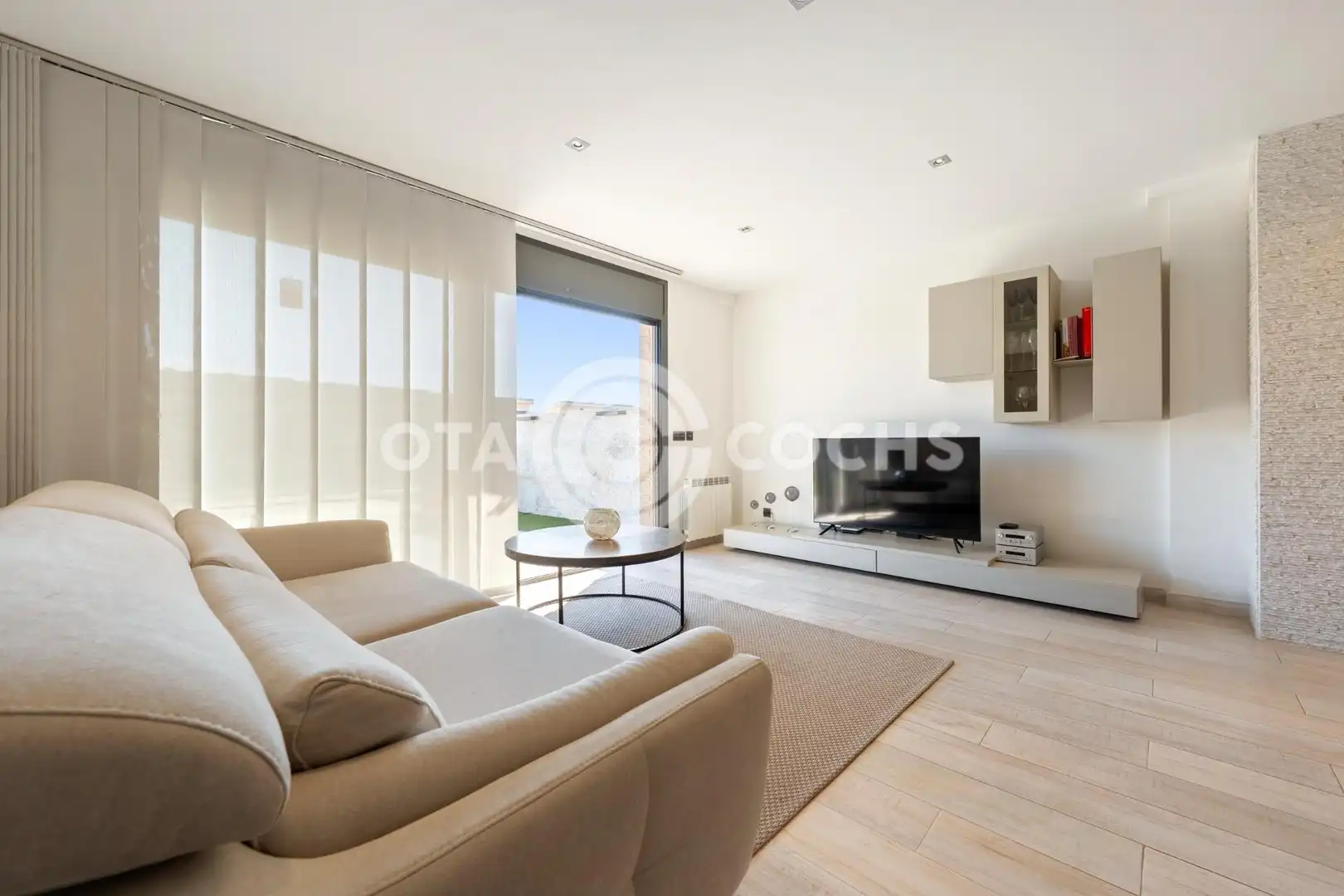 Living room of Detached homes for sale in Montbrió del Camp  with Air Conditioner, Private garden and Terrace