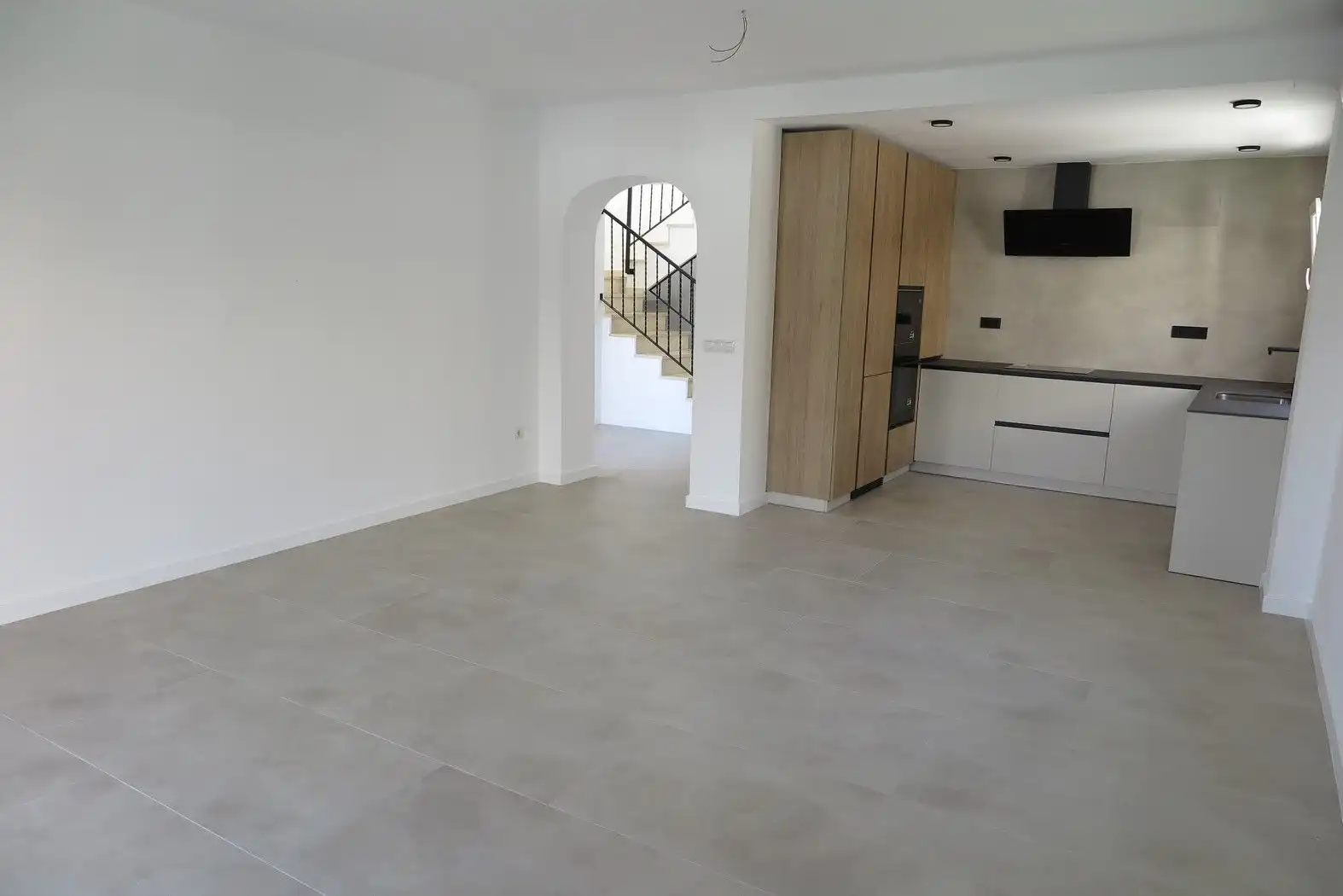 Casa amb jardí en venda a Pueblo Acantilado - Lanuza, imagen 4