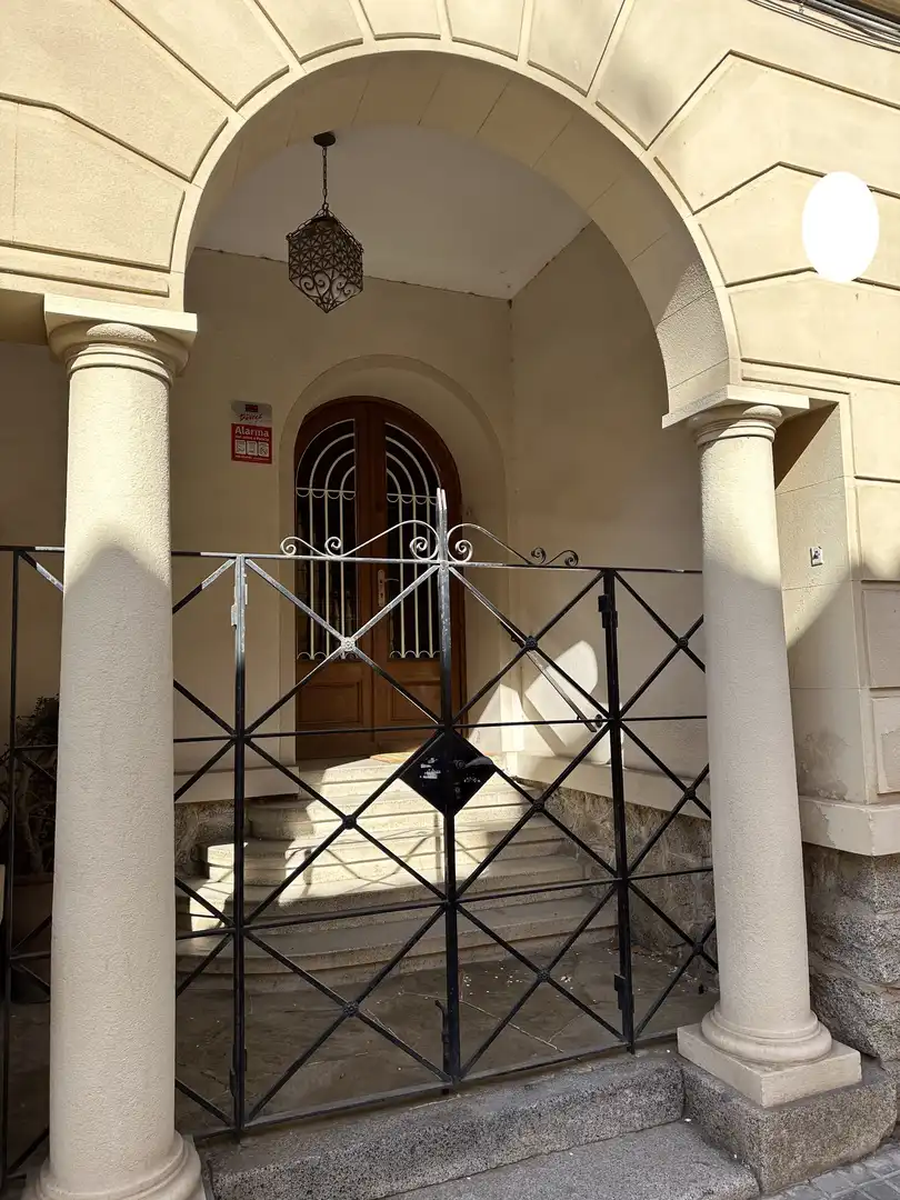 Einfamilien-Reihenhaus zum Verkauf in El Masnou mit Heizung, Privatgarten und Terrasse