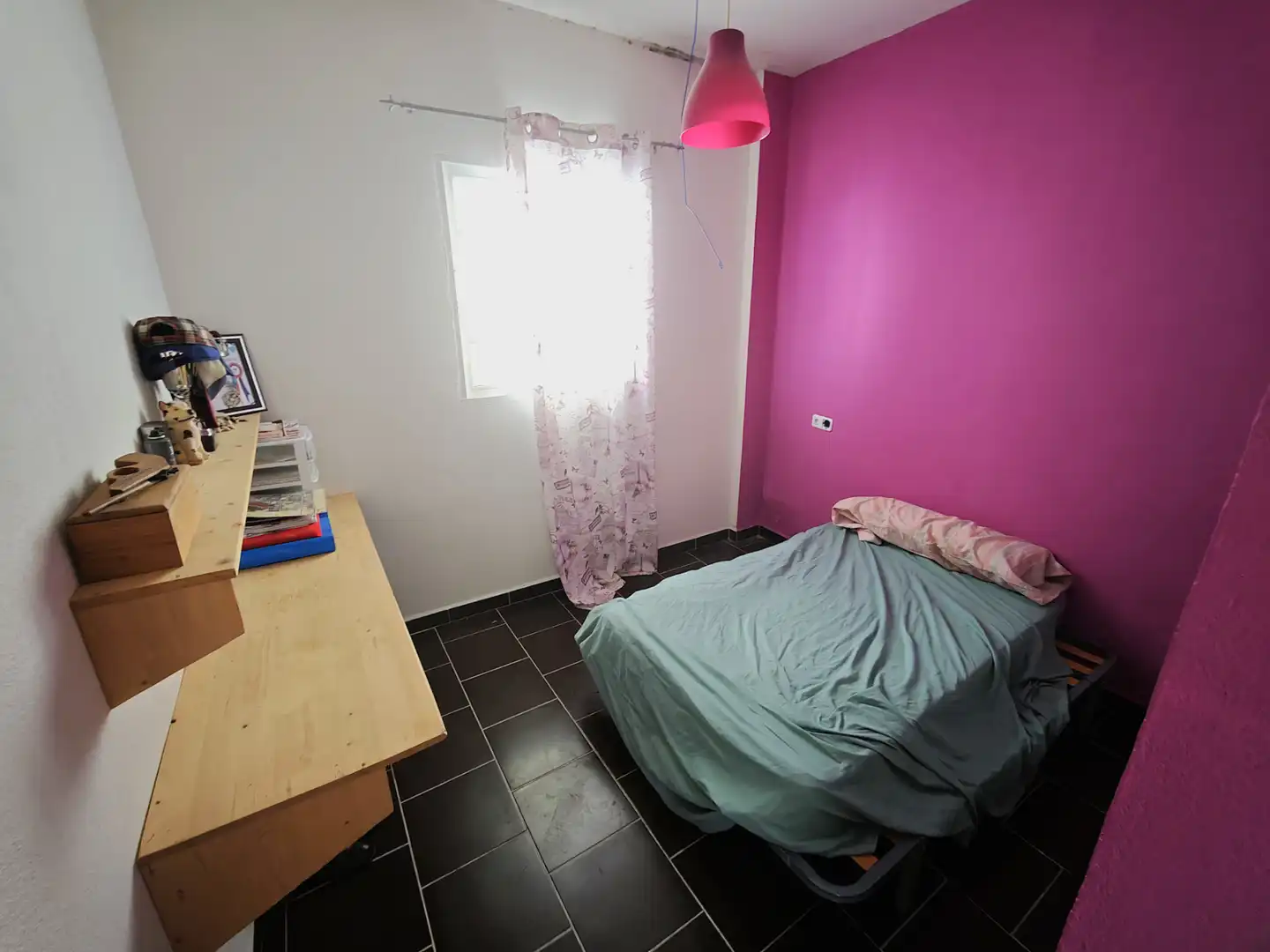 Dormitori de Casa o xalet en venda en Utrera amb Aire condicionat, Jardí privat i Terrassa