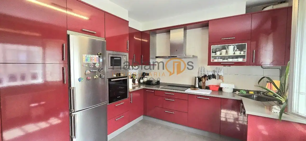 Cocina de Piso en venta en Vilagarcía de Arousa con Calefacción, Terraza y Trastero