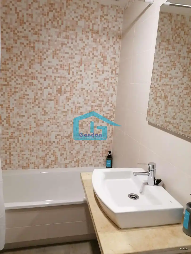 Bathroom of Flat for sale in Sanxenxo  with Air Conditioner, Heating and Terrace