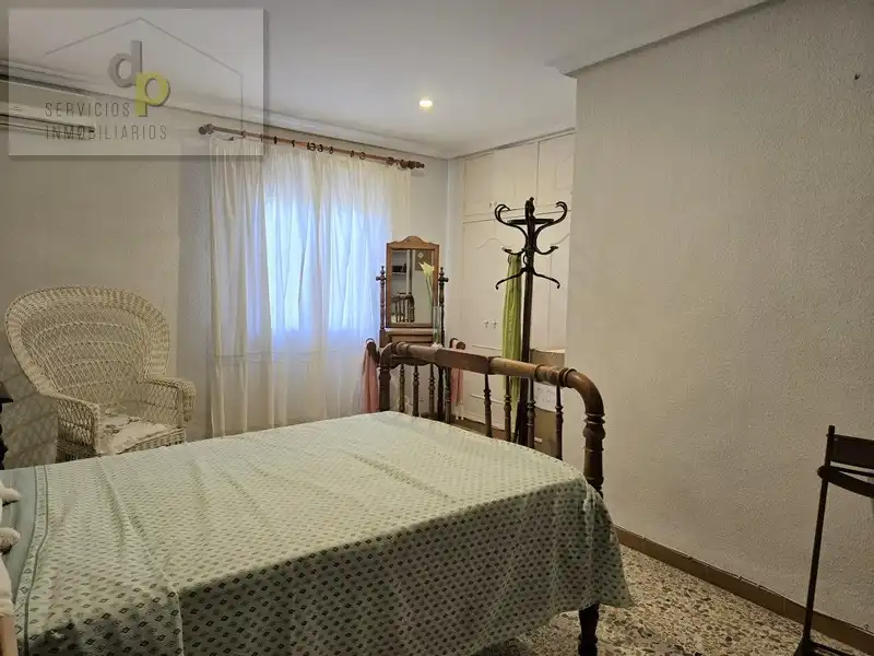 Dormitori de Casa o xalet en venda en Elche / Elx amb Jardí privat, Terrassa i Traster