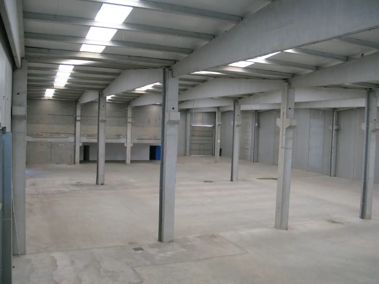 Nave industrial de alquiler en Girona