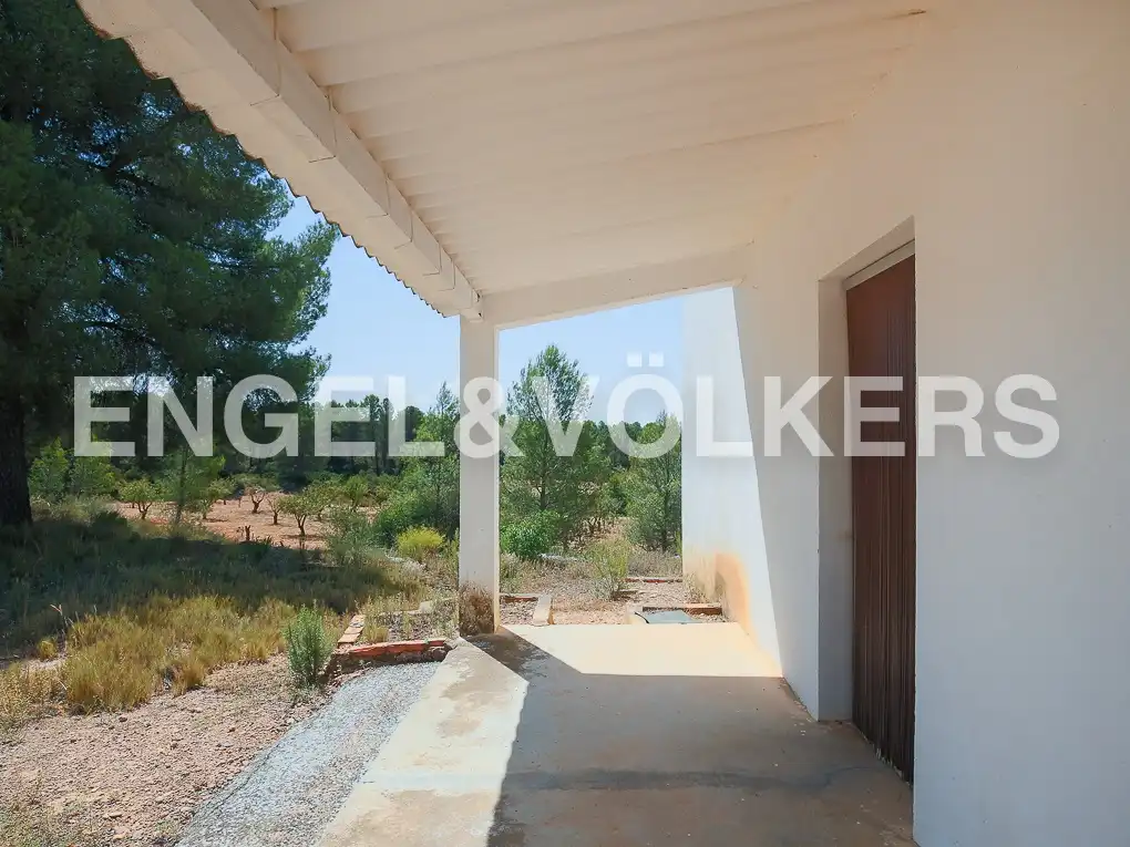 Finca rústica en venda a Requena