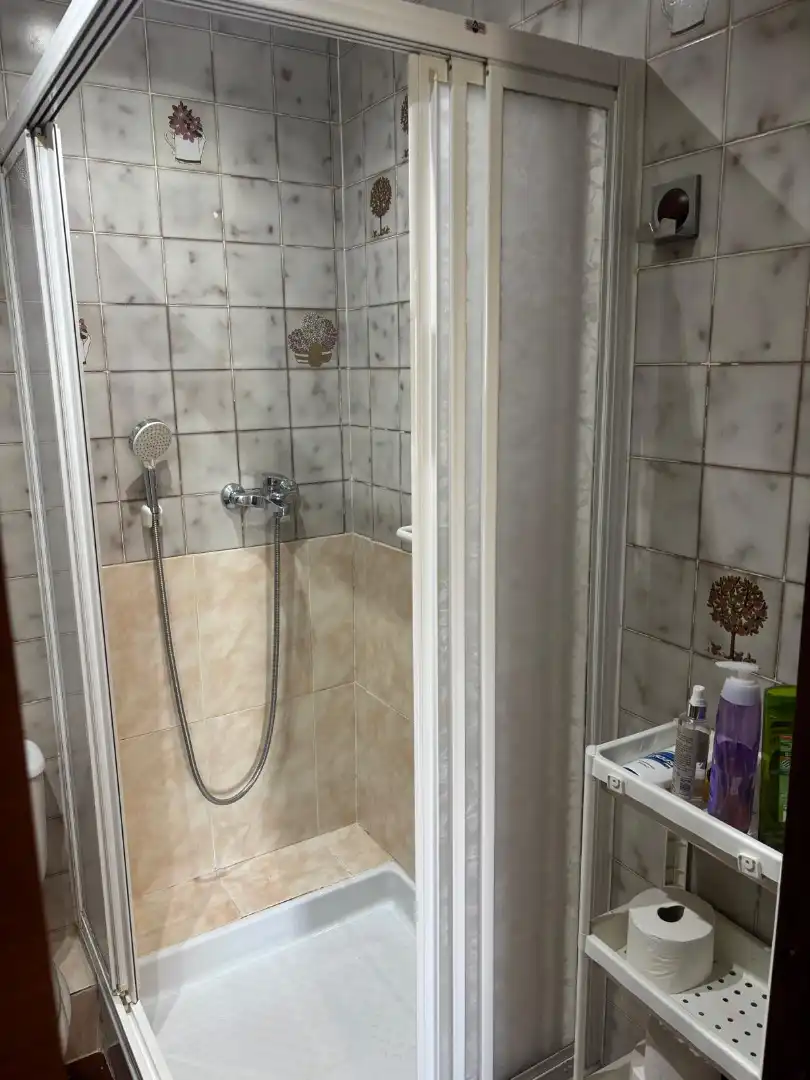 Baño de Piso en venta en Badalona con Calefacción, Parquet y Amueblado