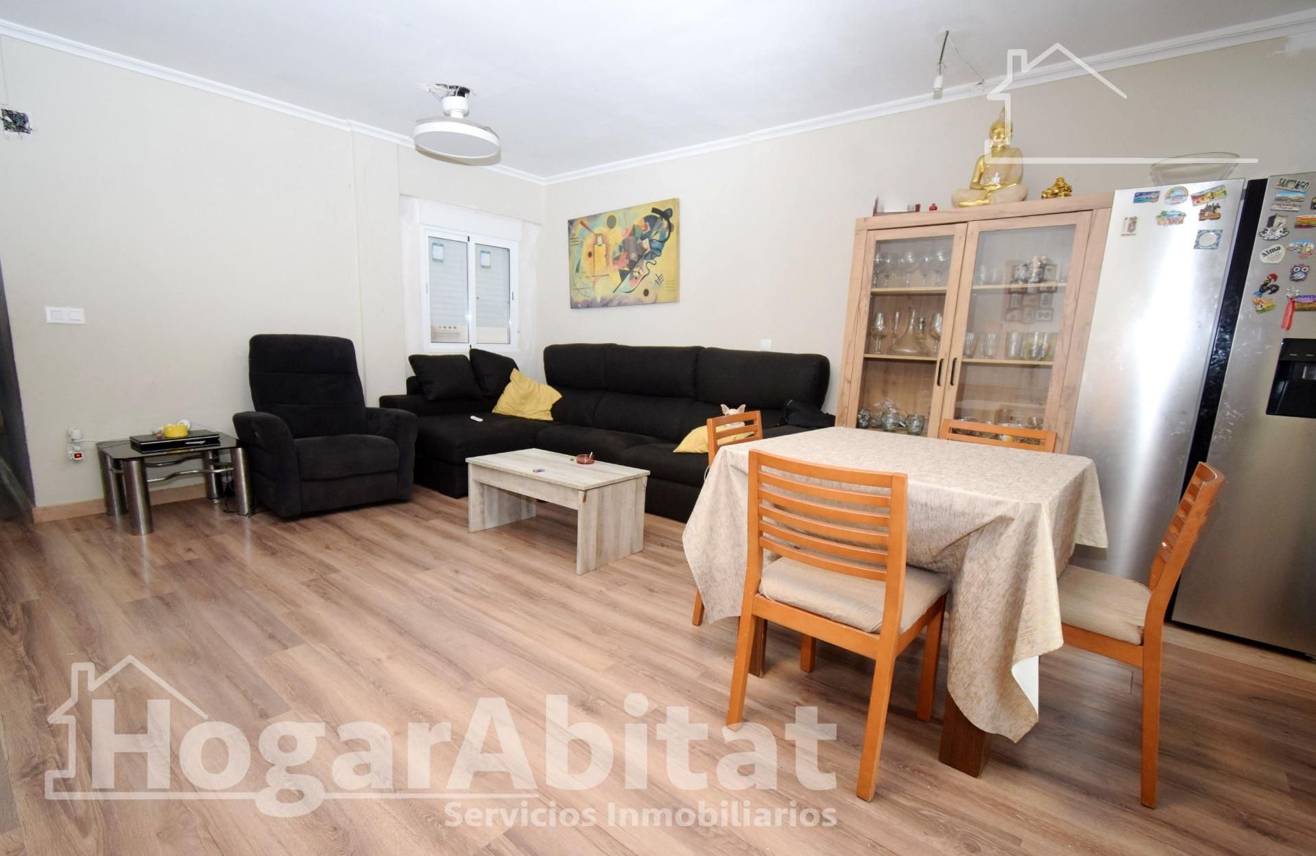 Sala de estar de Piso en venta en  Valencia Capital con Aire acondicionado, Calefacción y Balcón