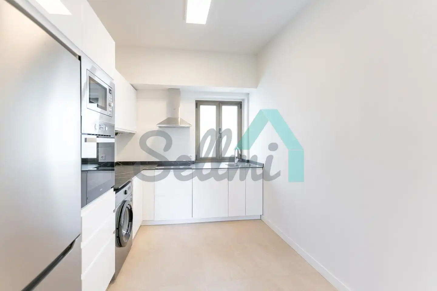 Cocina de Piso en venta en Gijón  con Calefacción
