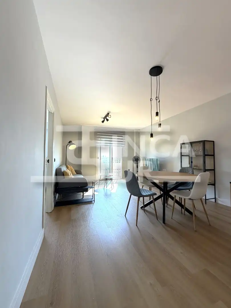 Sala de estar de Apartamento en venta en Roquetas de Mar con Amueblado, Horno y Lavadora