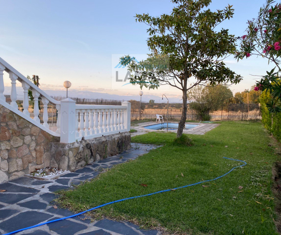Garden of House or chalet for sale in Casatejada  with Air Conditioner, Heating and Private garden