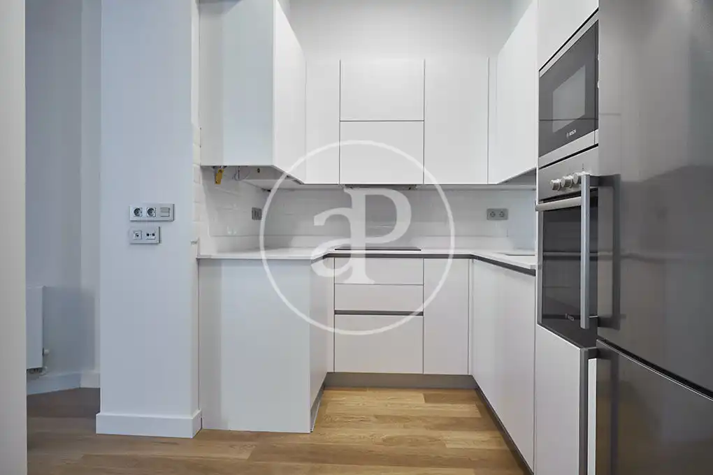 Küche von Wohnung zur Miete in Madrid mit Klimaanlage, Heizung und Abstellraum